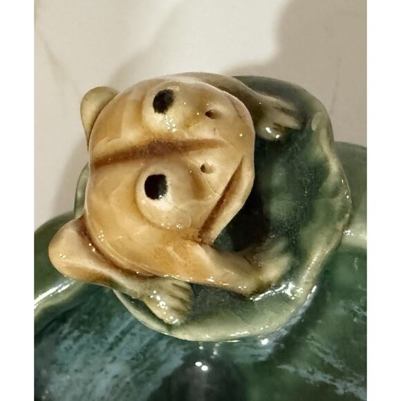 Vintage Majolica Asian Man Fisherman and Frog on Lily Pad Succulent Planter 6” - Picture 6 of 9